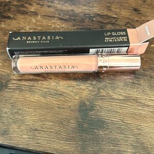 Anastasia Beverly Hills